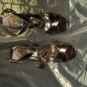 Victor Alfaro Women's 4" Sandals Size 8M